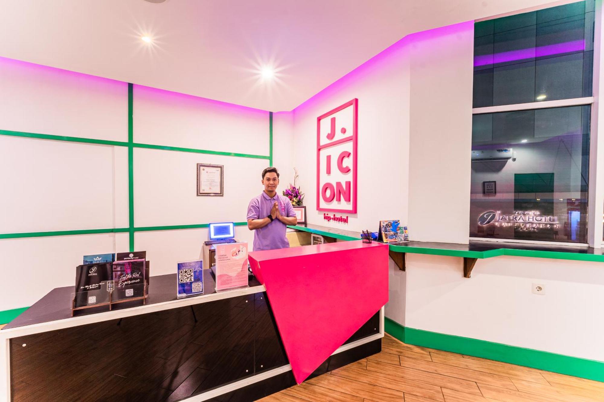 באליקפאפאן J Icon Hip Hotel מראה חיצוני תמונה