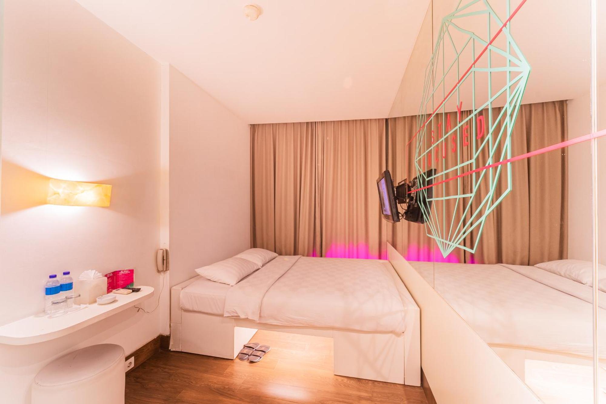 באליקפאפאן J Icon Hip Hotel מראה חיצוני תמונה