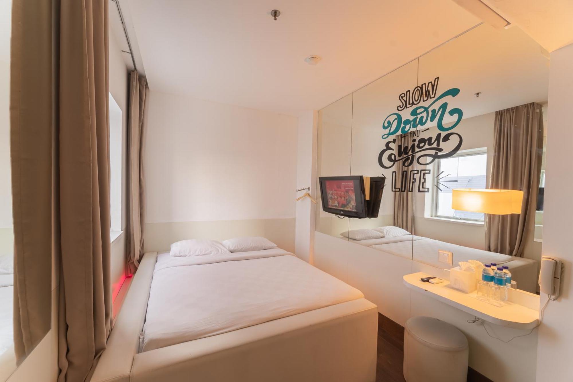 באליקפאפאן J Icon Hip Hotel מראה חיצוני תמונה